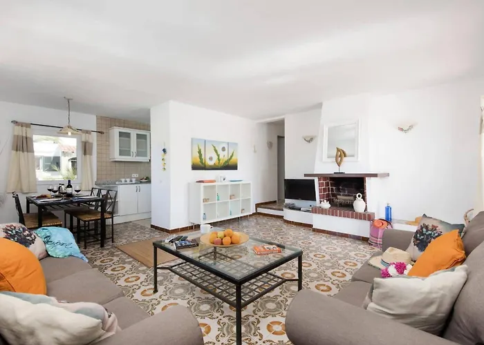 Villa Karenessa By *